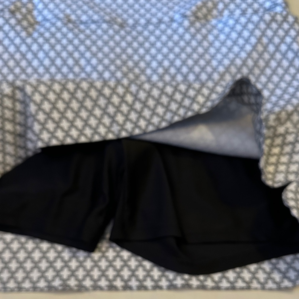 Patterned Skort - Picture 5 of 8